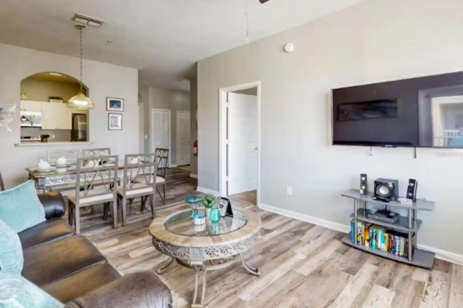 2302 BUTTERFLY PALM WAY 301