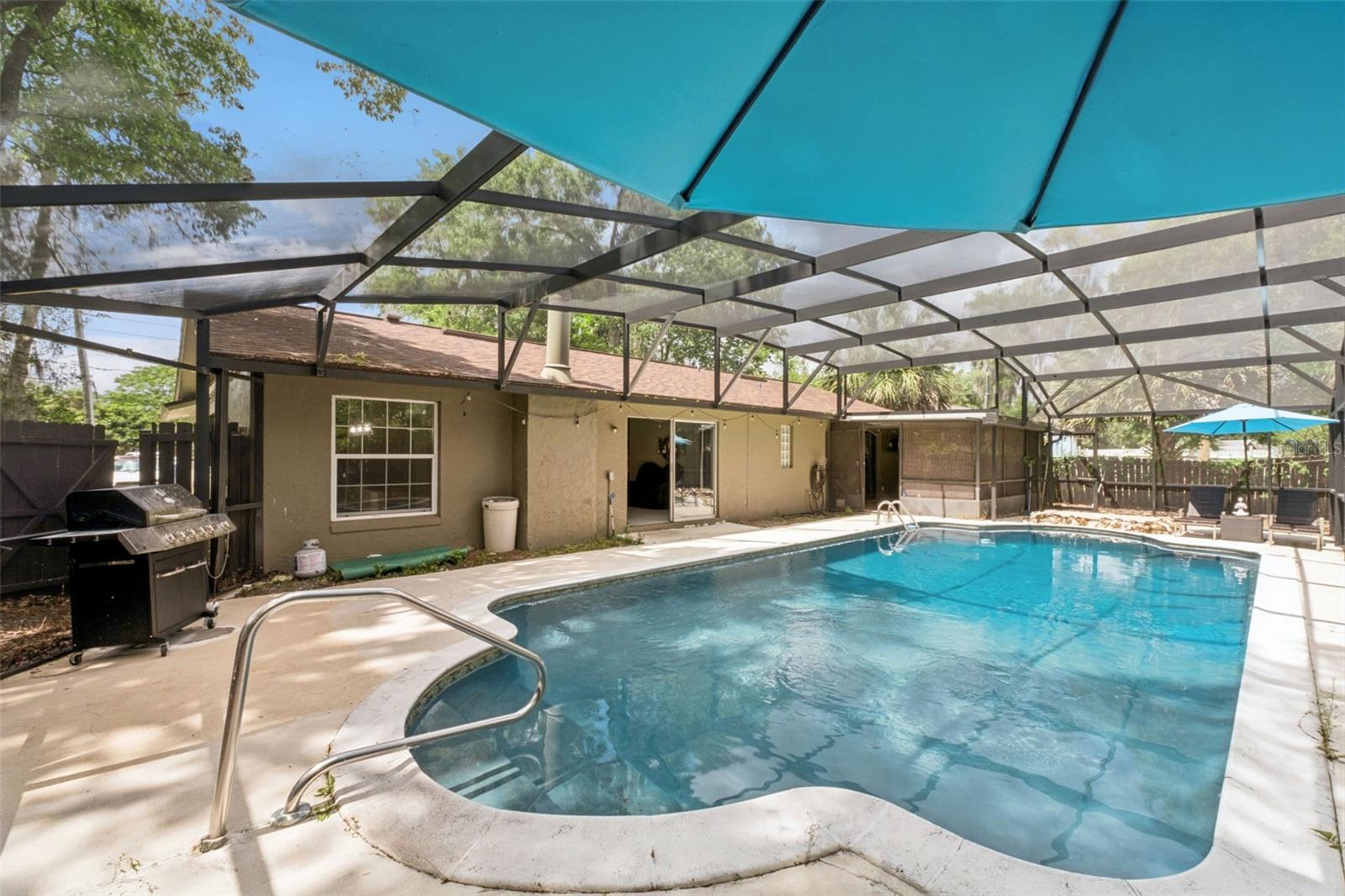 STETSON GARDENS - Residential