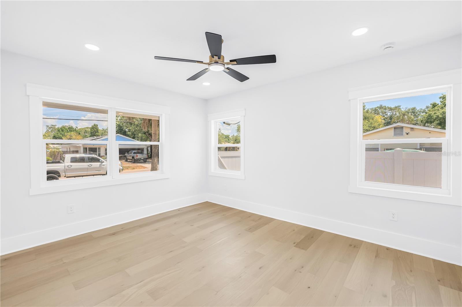 ARCADIA ANNEX - Residential