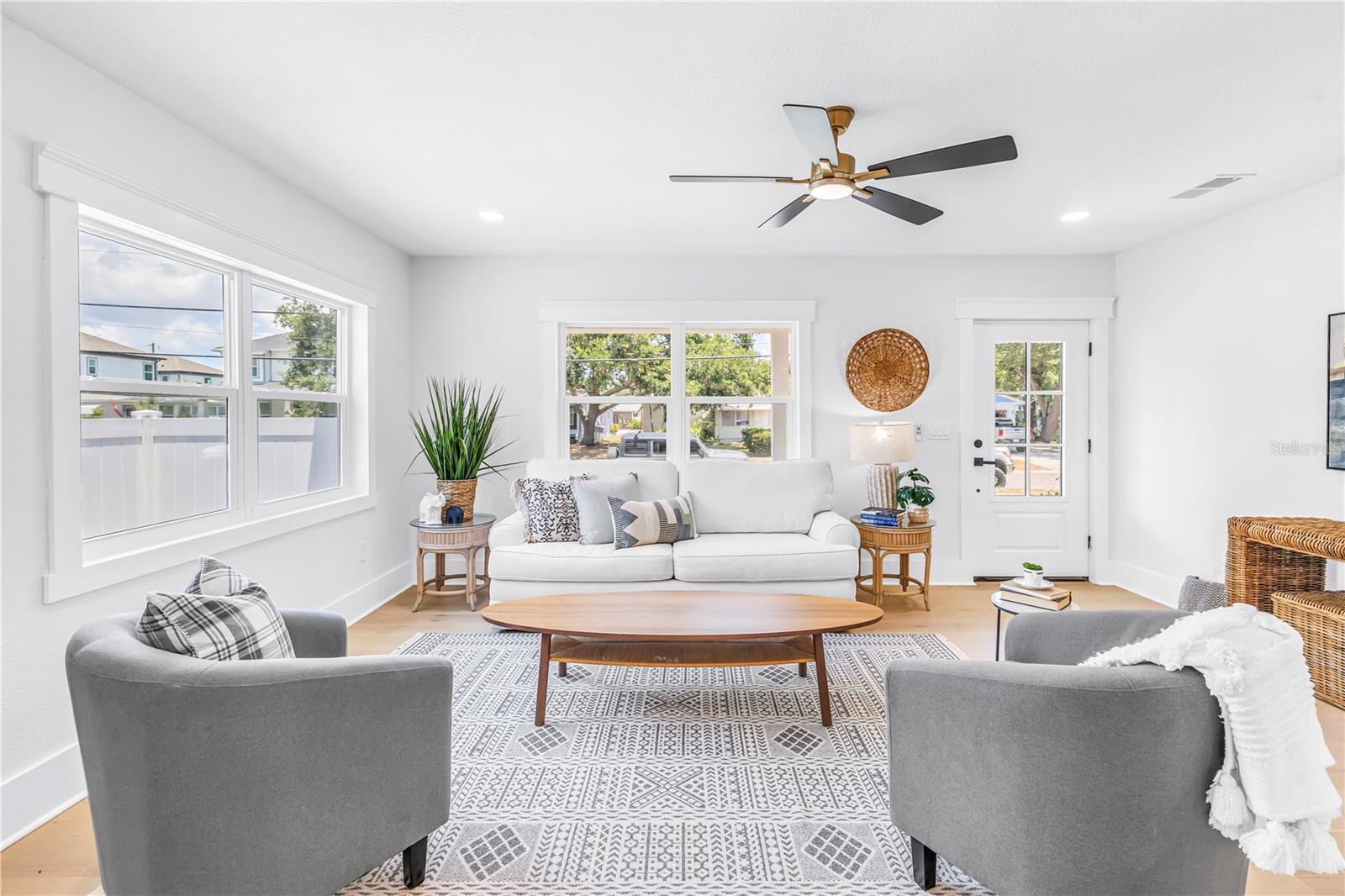ARCADIA ANNEX - Residential