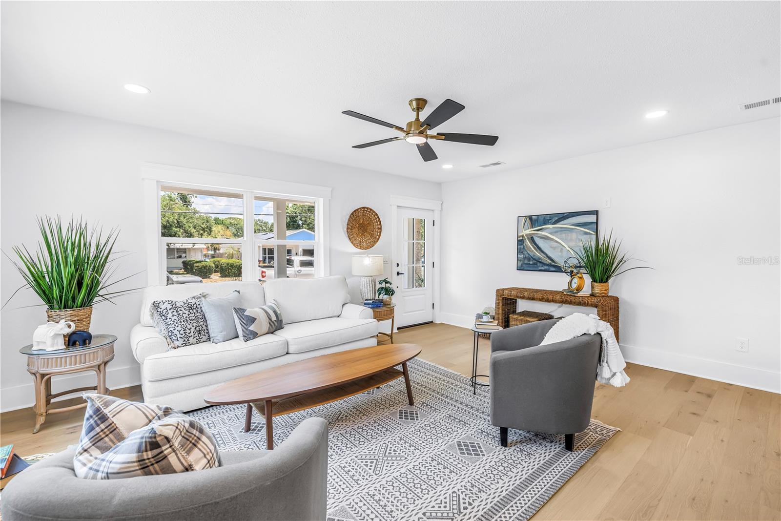 ARCADIA ANNEX - Residential