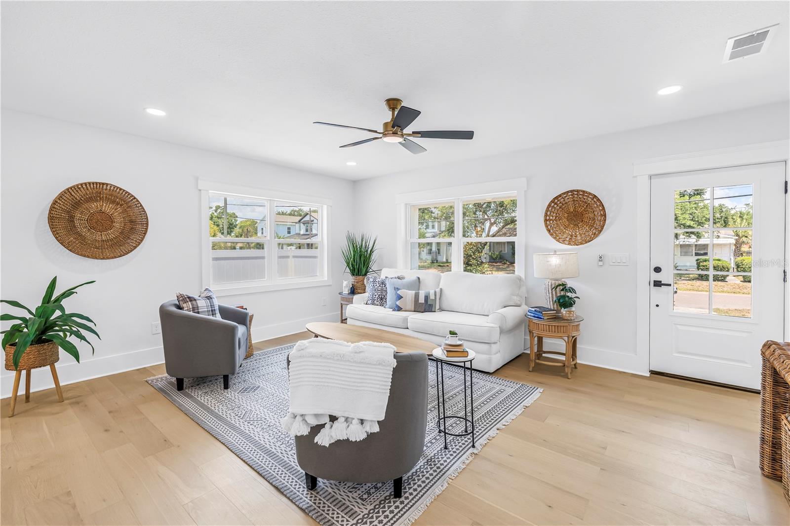 ARCADIA ANNEX - Residential