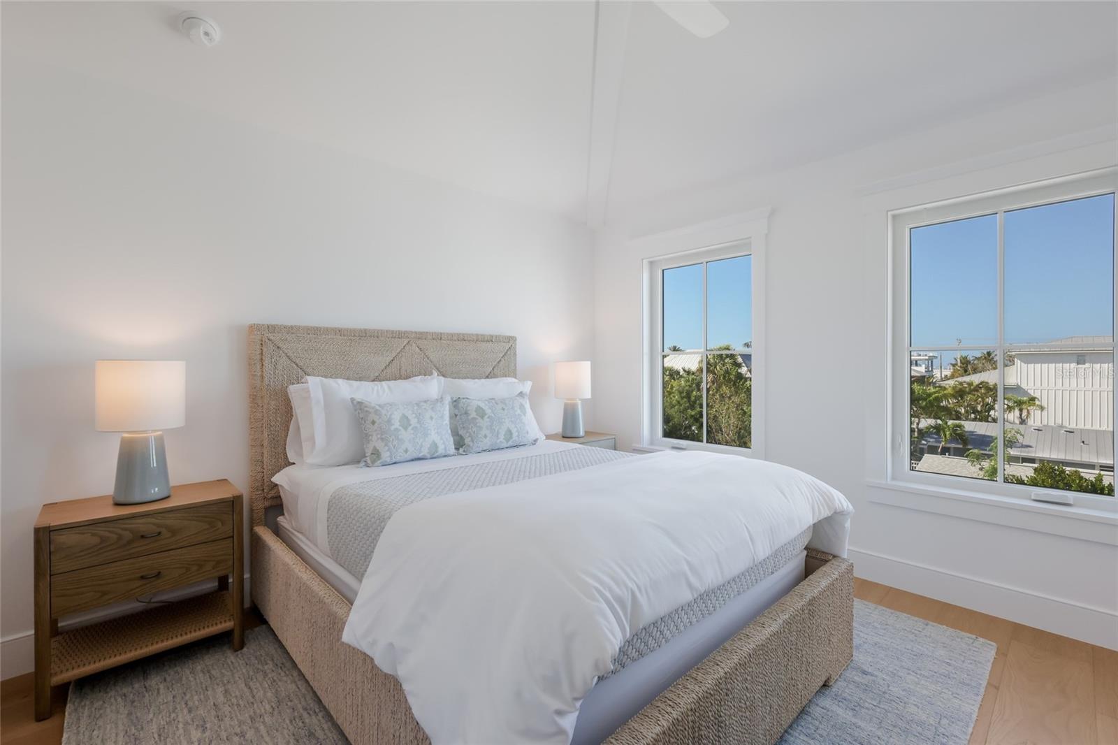 ANNA MARIA BEACH - Residential