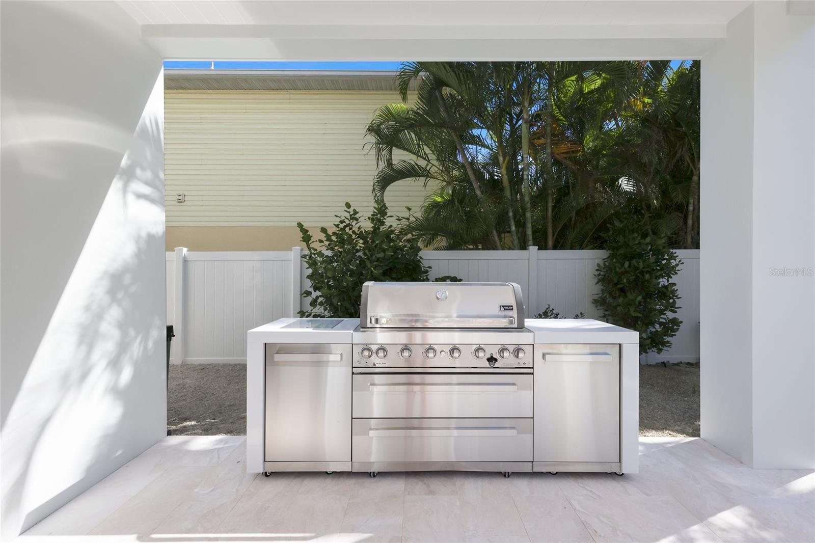 ANNA MARIA BEACH - Residential