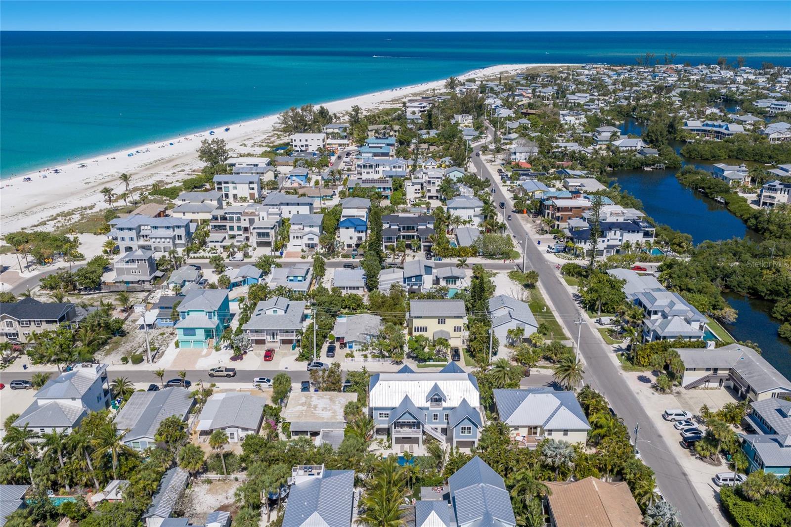 ANNA MARIA BEACH - Residential