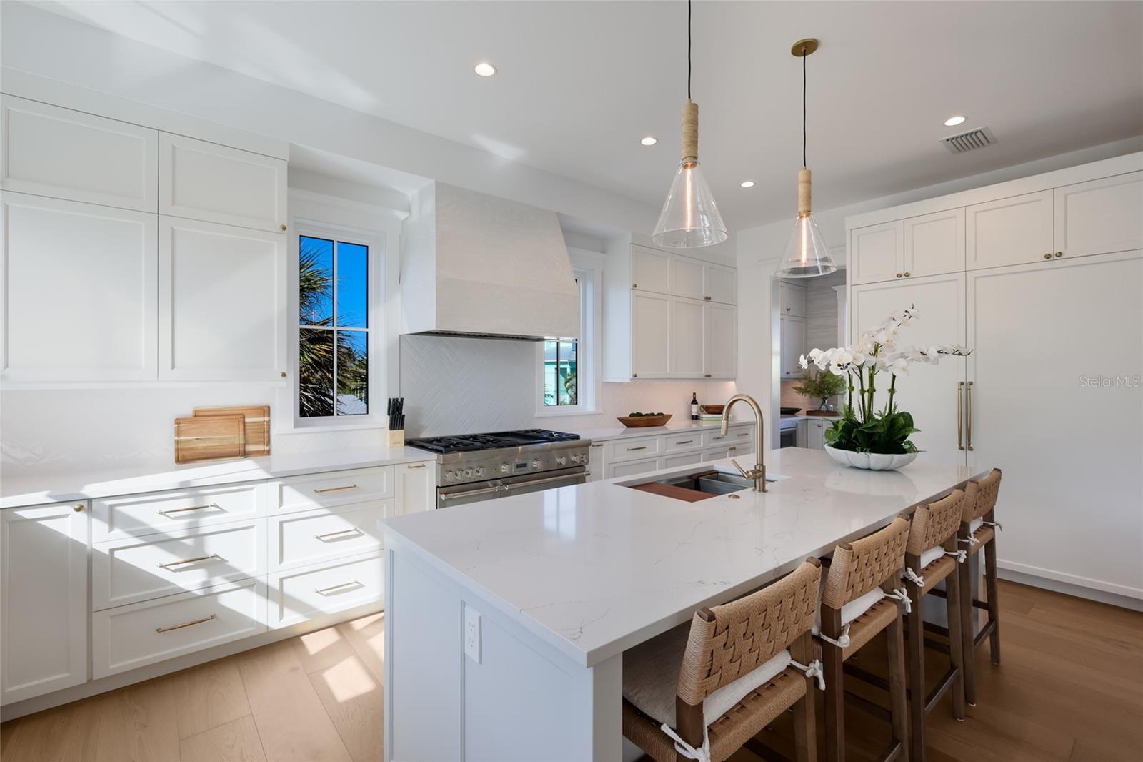 ANNA MARIA BEACH - Residential