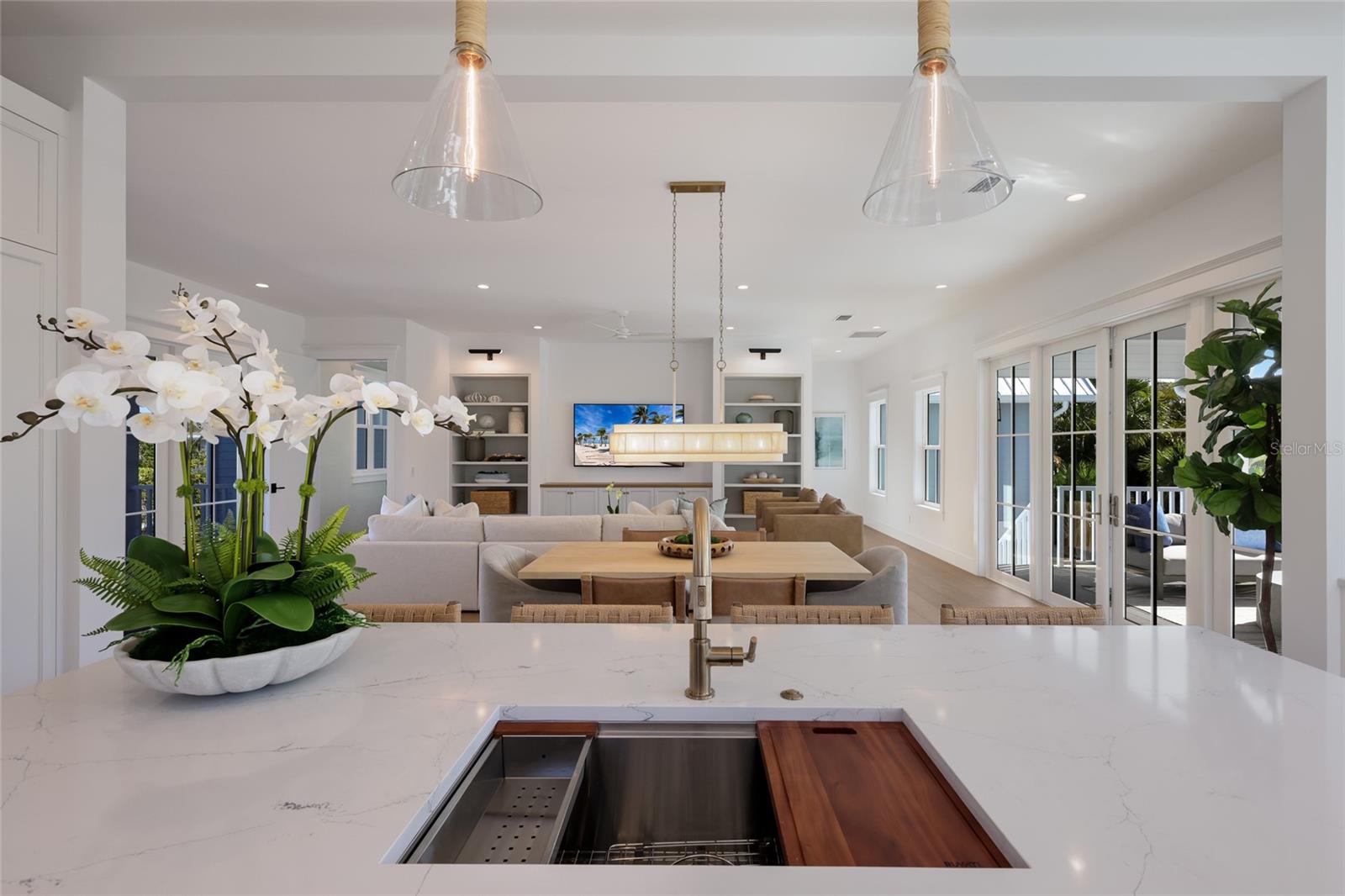 ANNA MARIA BEACH - Residential