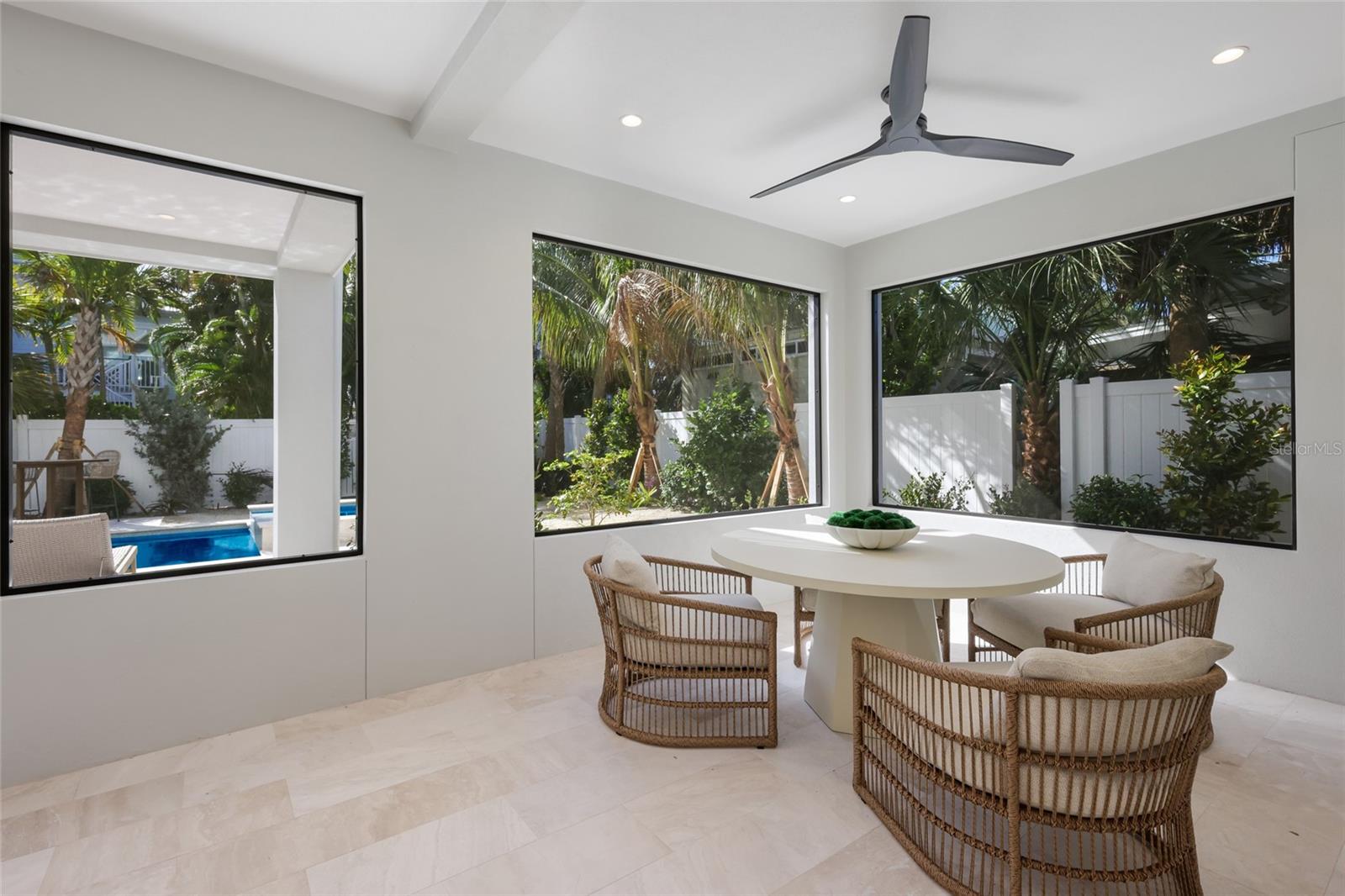 ANNA MARIA BEACH - Residential