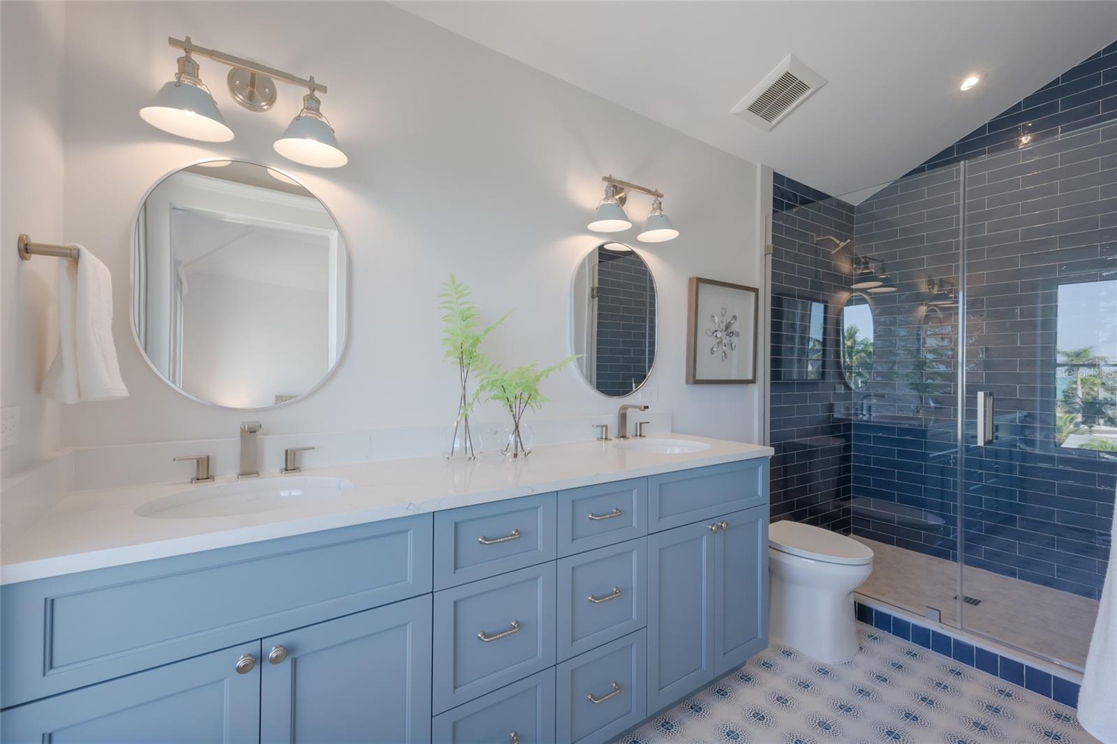 ANNA MARIA BEACH - Residential