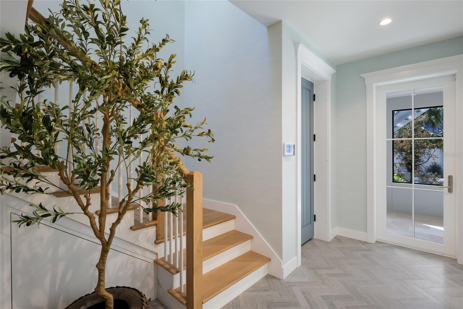 ANNA MARIA BEACH - Residential