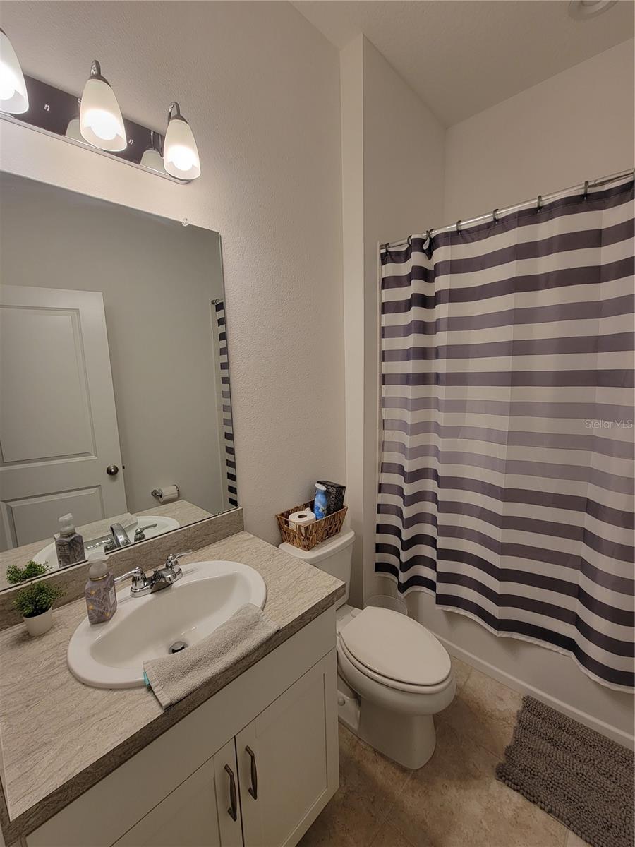 SOLA VISTA - Residential Lease