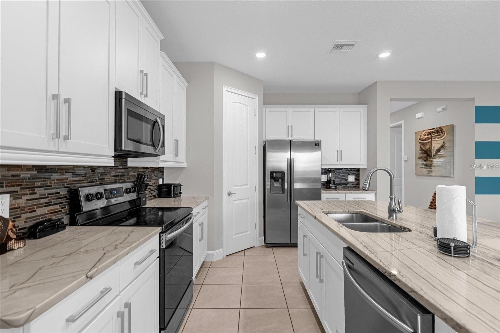 REUNION WEST PH 4 - Residential