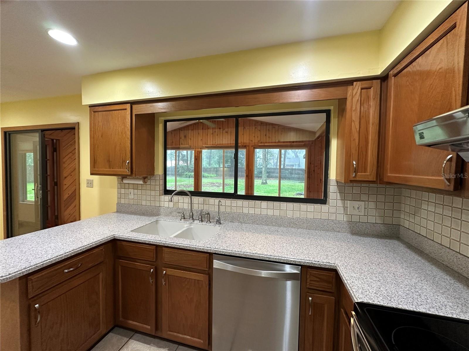 10119 SW 39TH PLACE