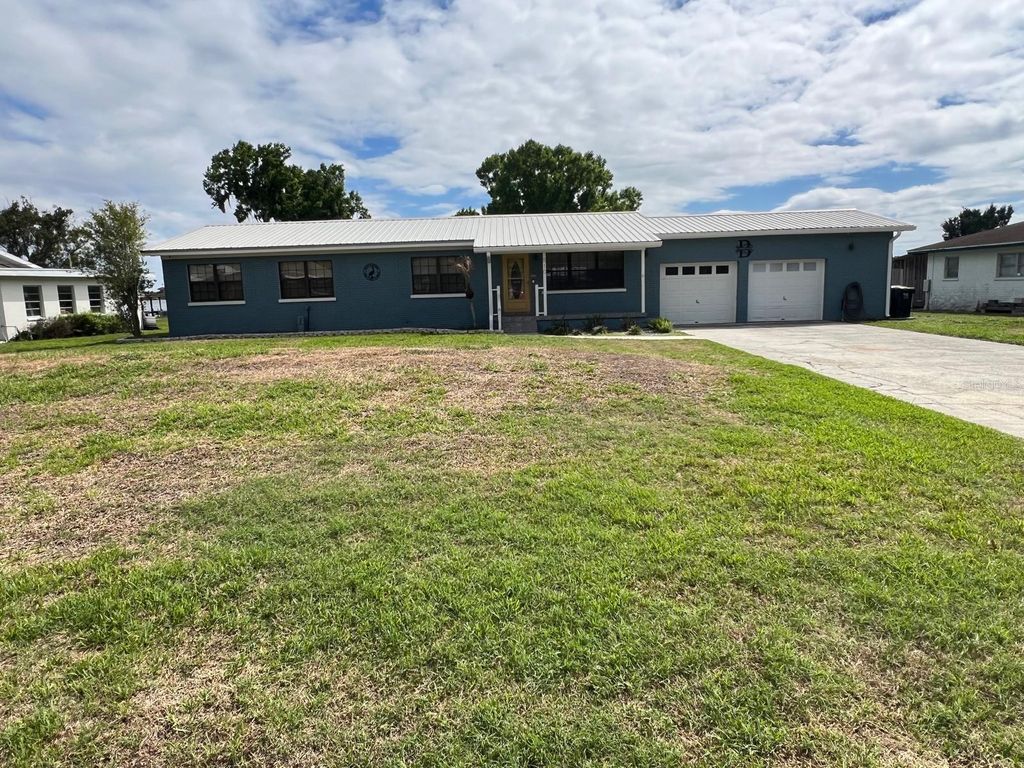 Photo of 510 Windermere Drive, Lakeland, FL 33809 (MLS # W7884224)