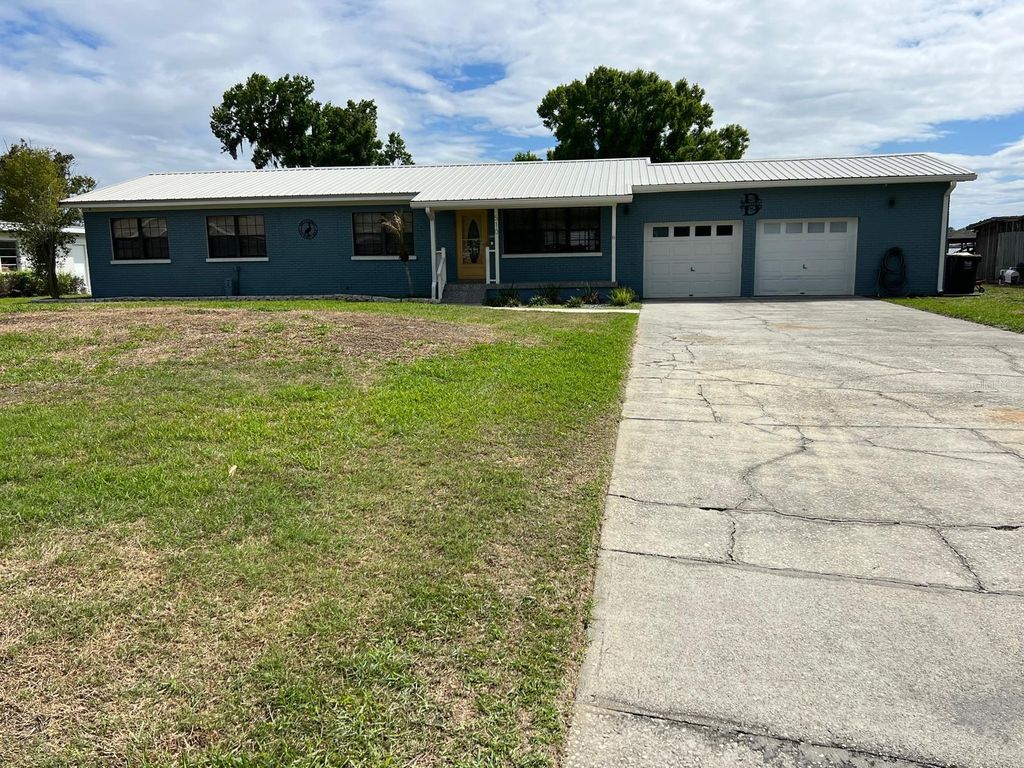 Photo of 510 Windermere Drive, Lakeland, FL 33809 (MLS # W7884224)