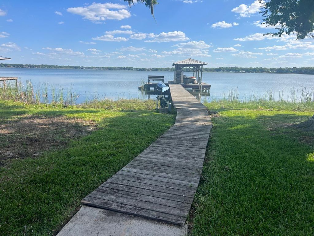 Photo of 510 Windermere Drive, Lakeland, FL 33809 (MLS # W7884224)