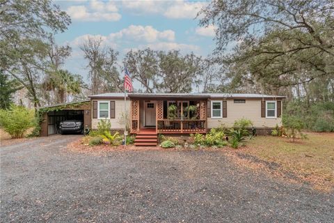 Photo of 112 Magnolia Street, Hawthorne, FL 32640 (MLS # GC536633)