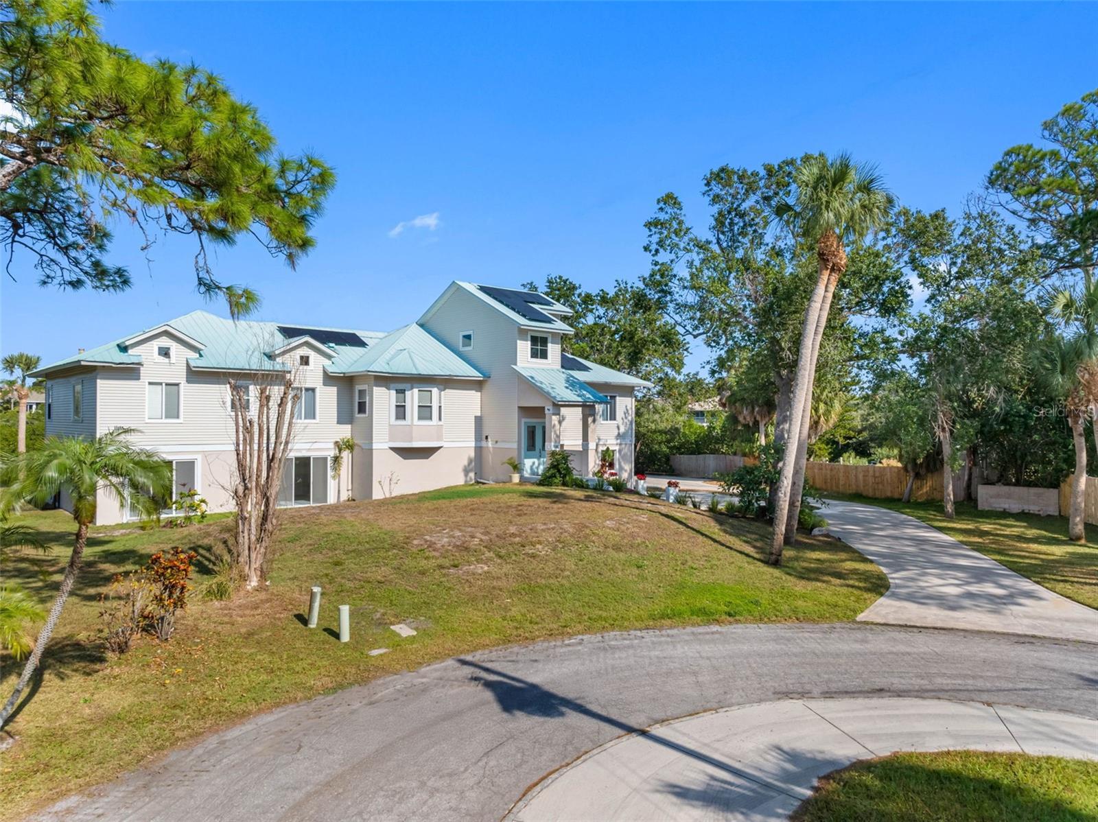 SUNSET HILLS COUNTRY CLUB - Residential