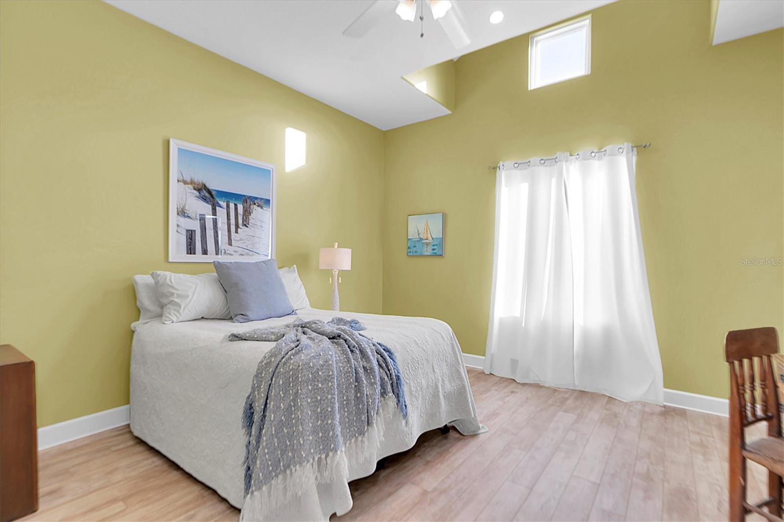 SUNSET HILLS COUNTRY CLUB - Residential