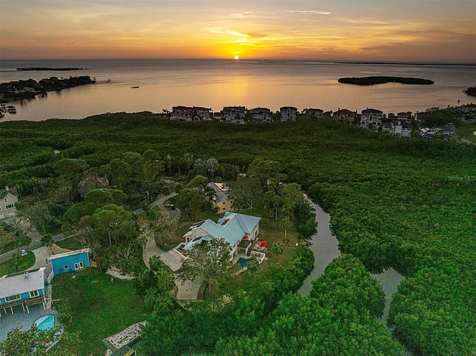 SUNSET HILLS COUNTRY CLUB - Residential