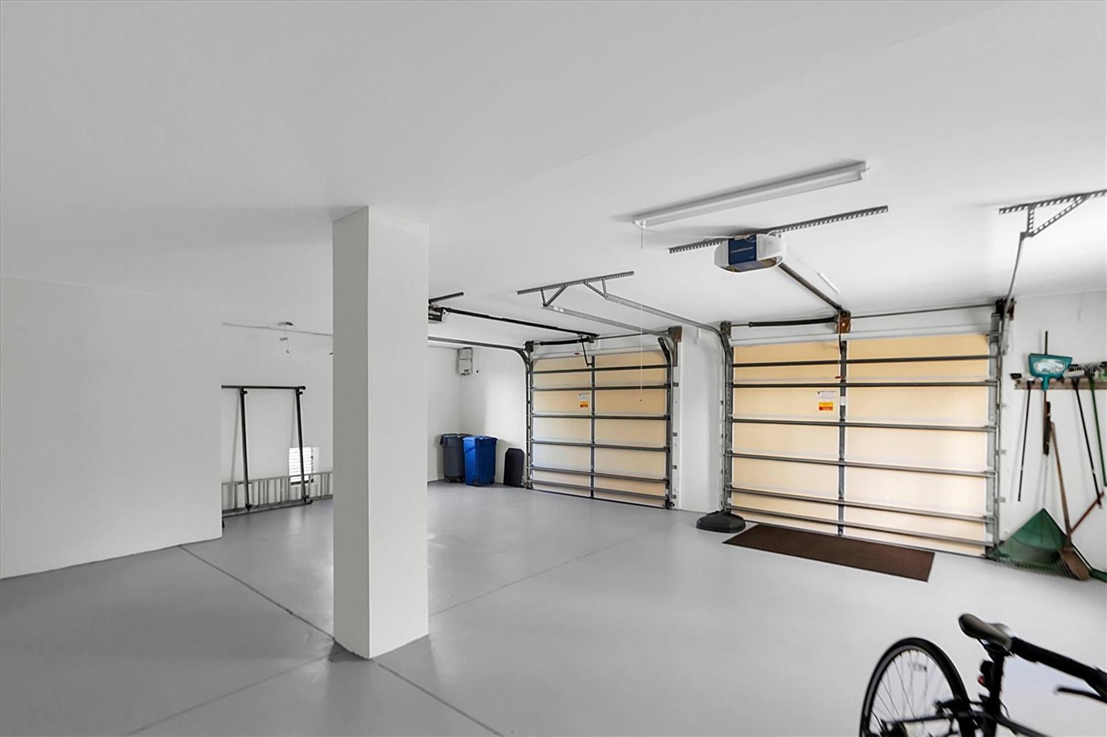 SUNSET HILLS COUNTRY CLUB - Residential