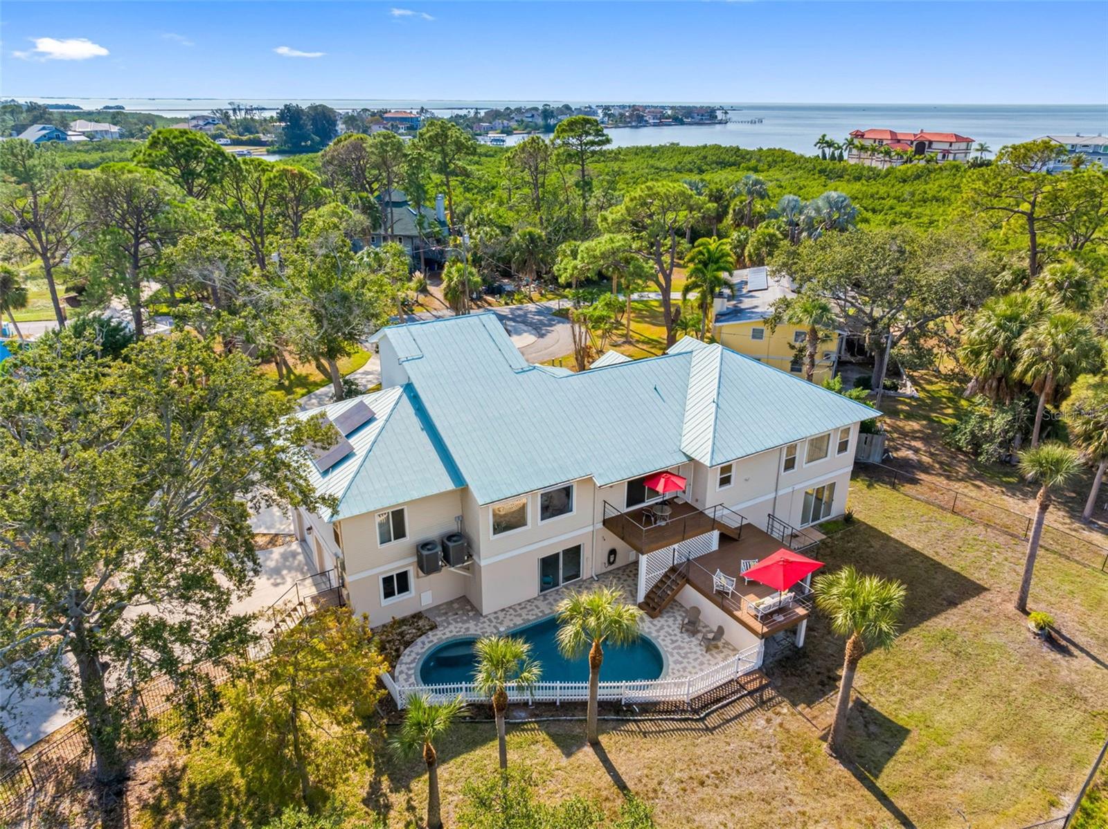 SUNSET HILLS COUNTRY CLUB - Residential