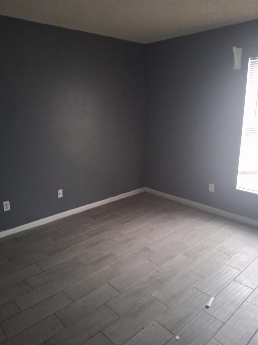 LAUREL HILLS CONDO - Residential Lease