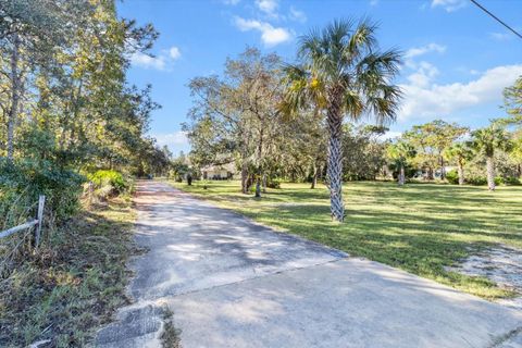 A home in HOMOSASSA