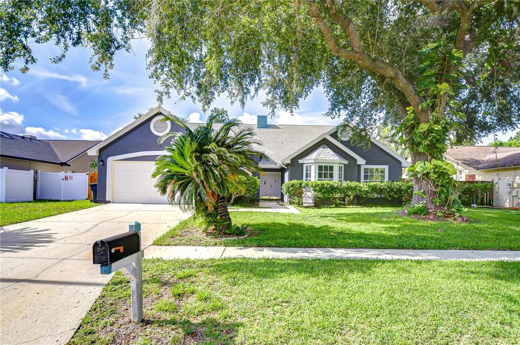 Photo of 10222 Evening Trail Drive, Riverview, FL 33569 (MLS # TB8409944)