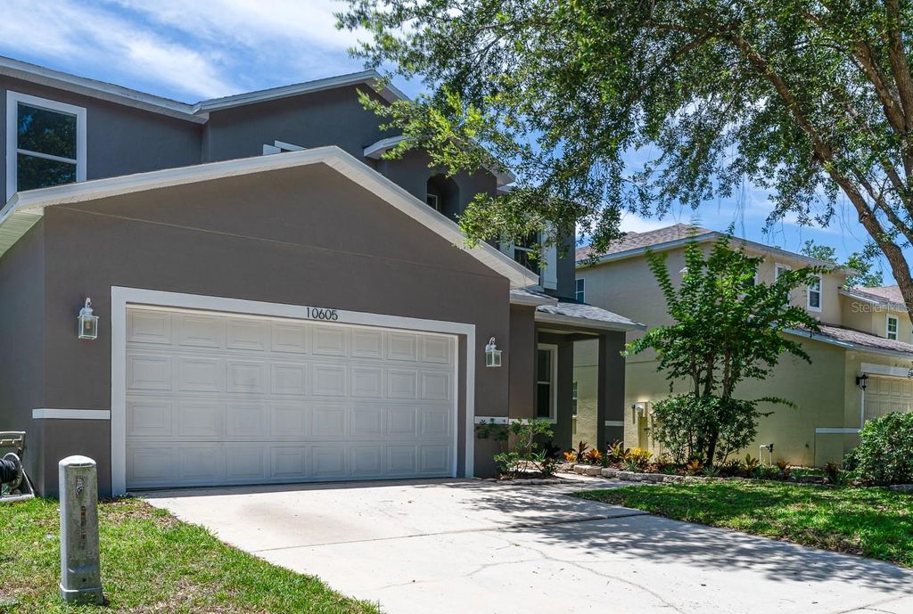 Photo of 10605 Marsanne Place, Riverview, FL 33578 (MLS # TB8395870)