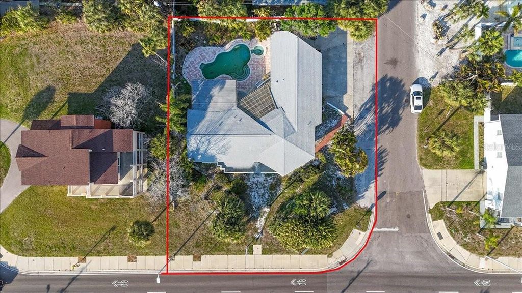 Photo of 16007 Gulf Boulevard, Redington Beach, FL 33708 (MLS # TB8502303)