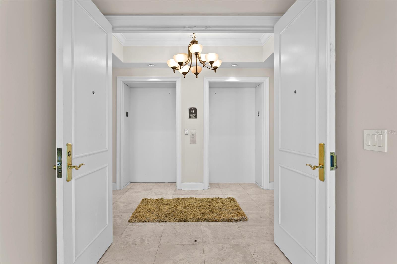 PARKSHORE PLAZA CONDO - Residential