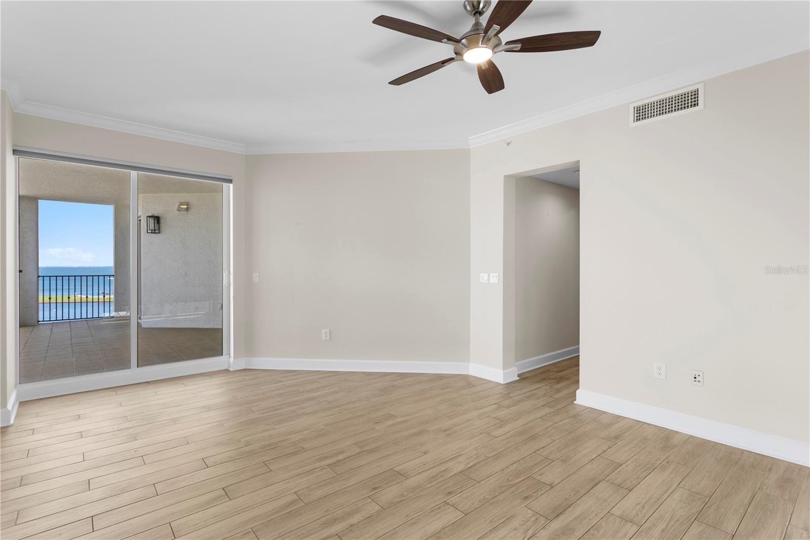 PARKSHORE PLAZA CONDO - Residential