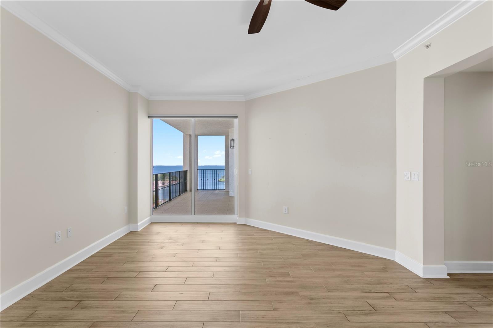 PARKSHORE PLAZA CONDO - Residential