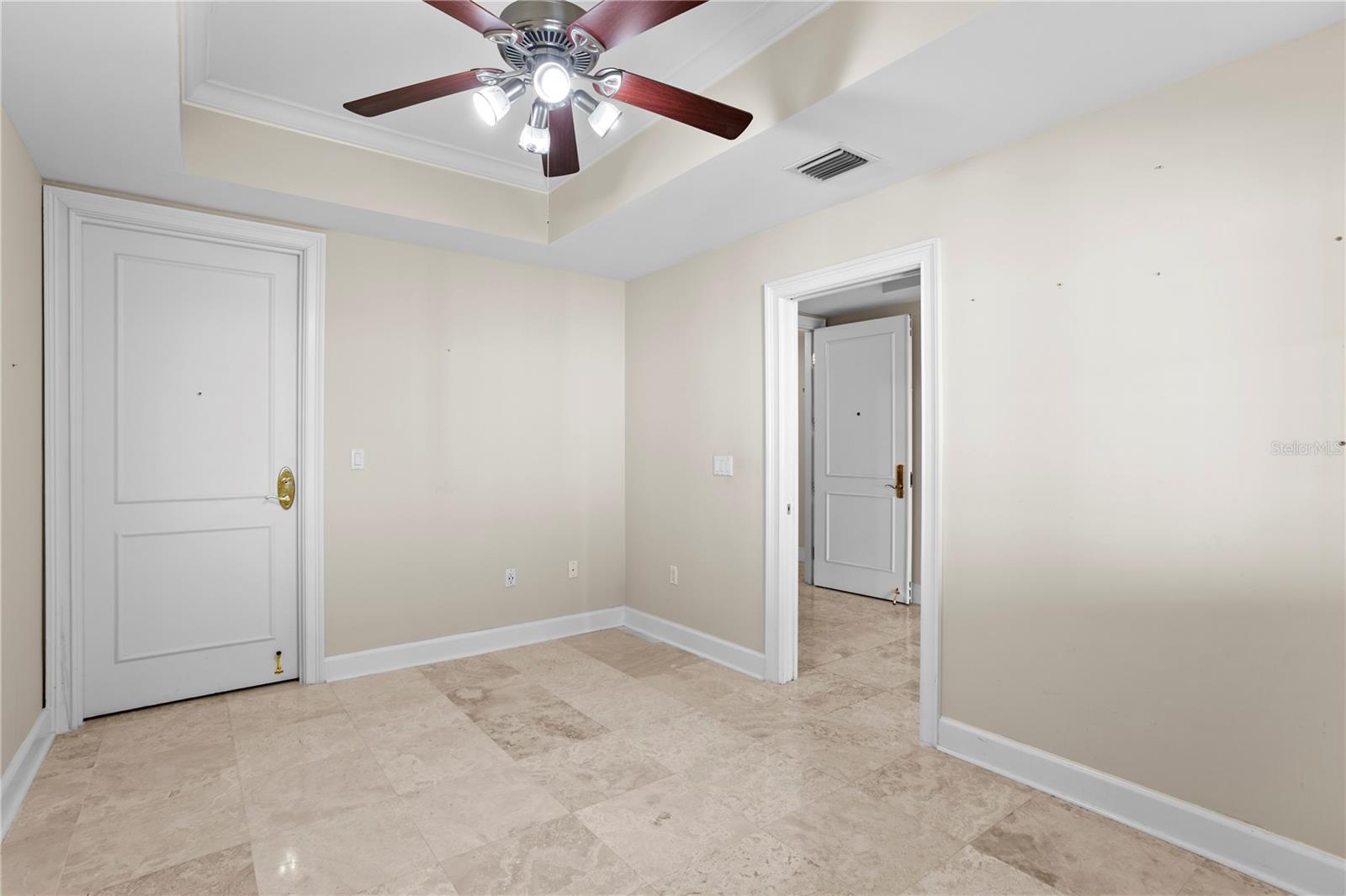 PARKSHORE PLAZA CONDO - Residential