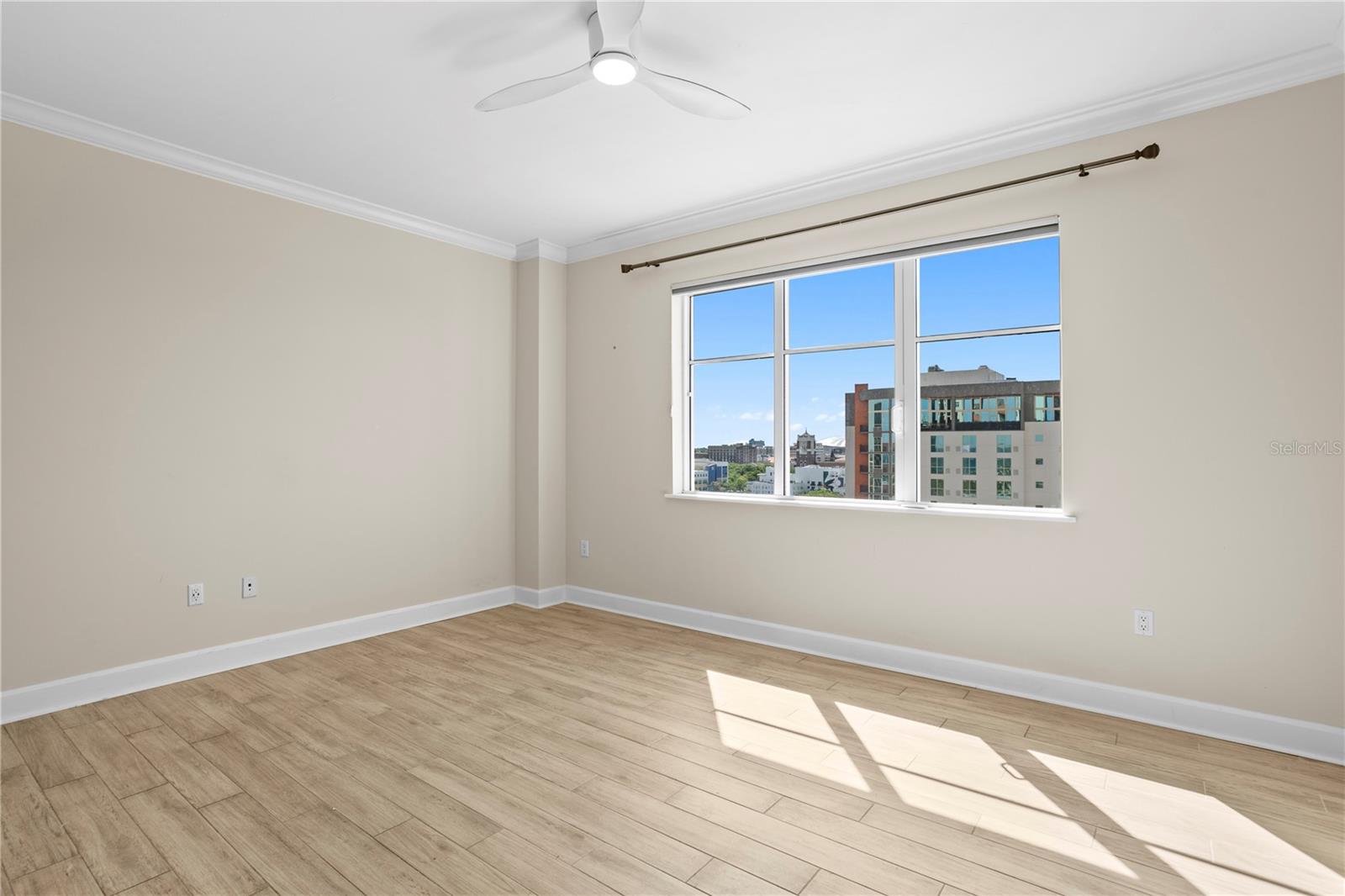 PARKSHORE PLAZA CONDO - Residential