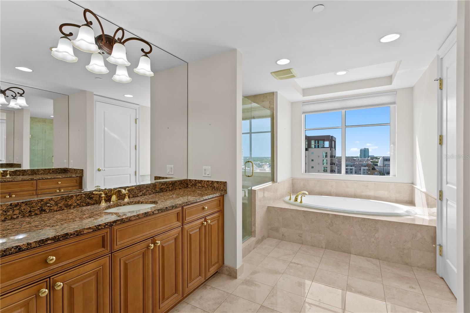 PARKSHORE PLAZA CONDO - Residential