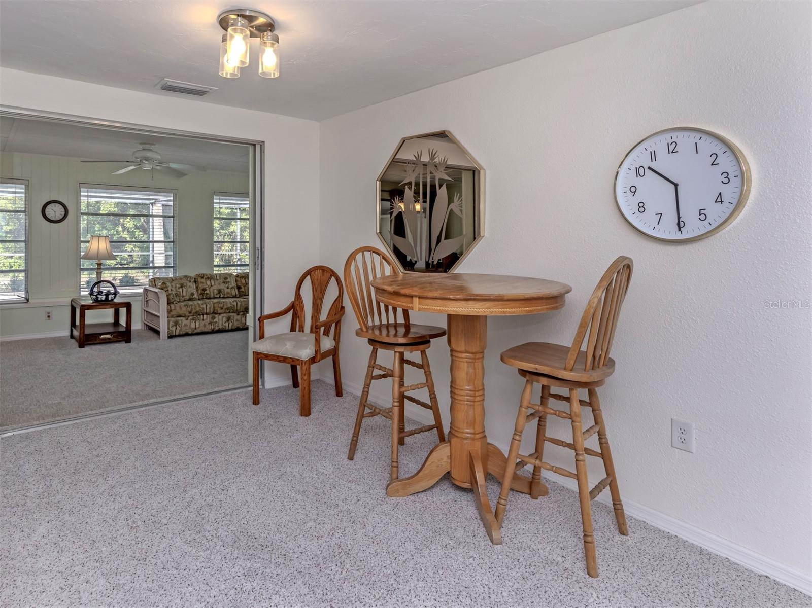 SOUTH VENICE - Residential