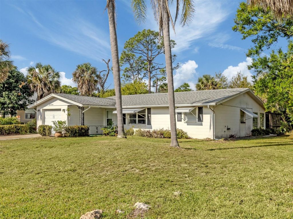 Photo of 3180 Fallow Road, Venice, FL 34293 (MLS # N6143671)