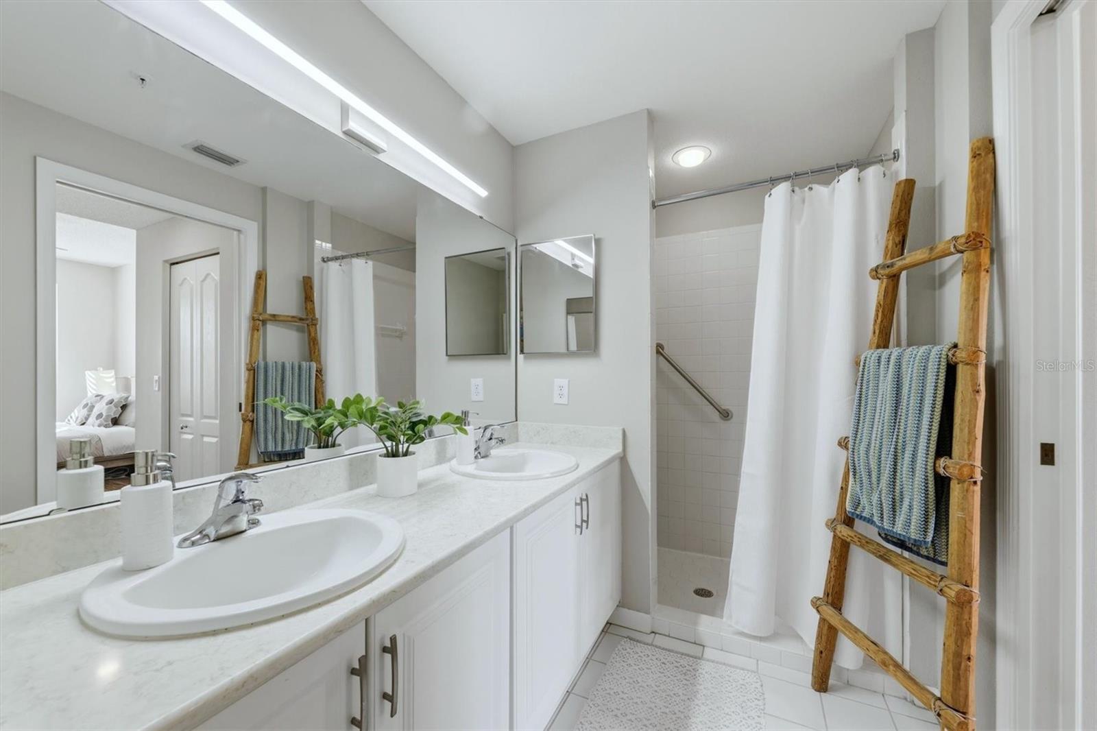 STONEYBROOK FAIRWAY VERANDAS 2 - Residential