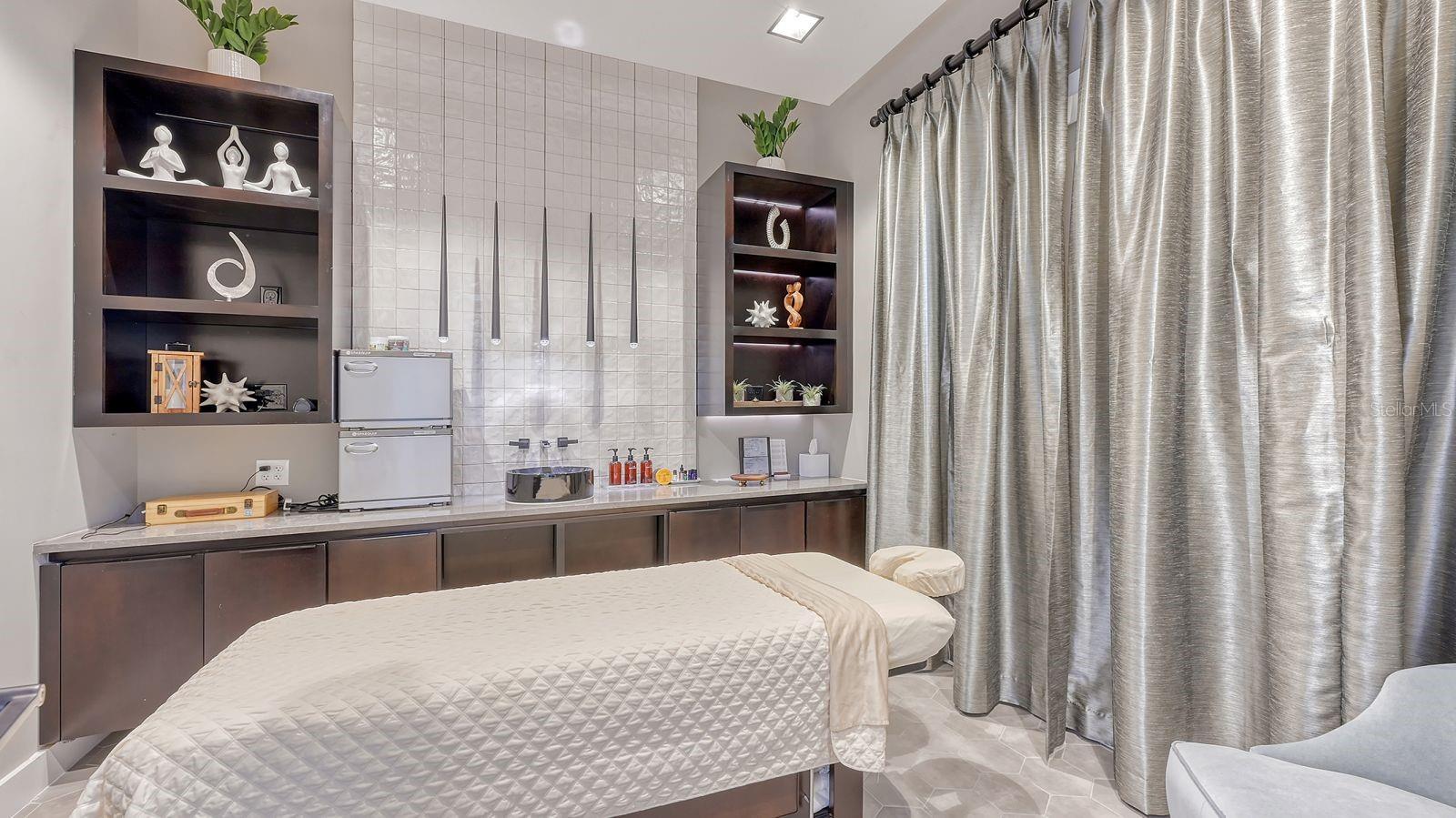 ESPLANADE AT THE HEIGHTS - Residential Lease