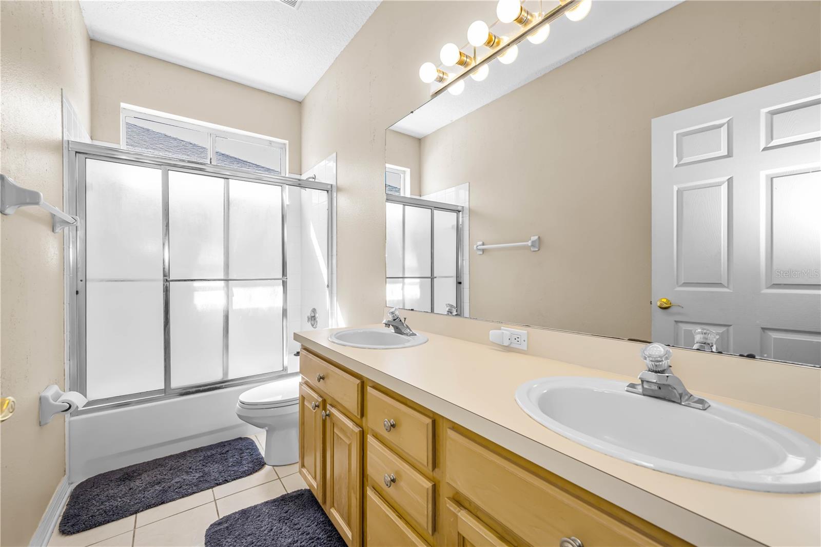 BLOOMINGDALE SEC CC PH - Residential