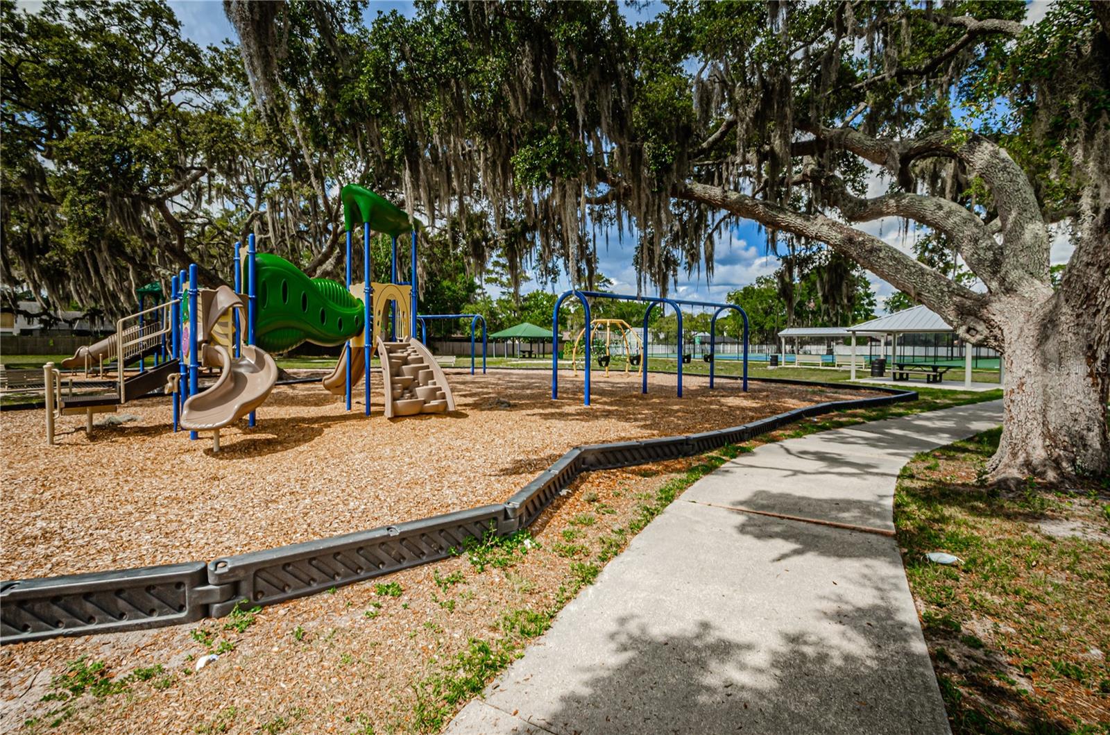 BLOOMINGDALE SEC CC PH - Residential