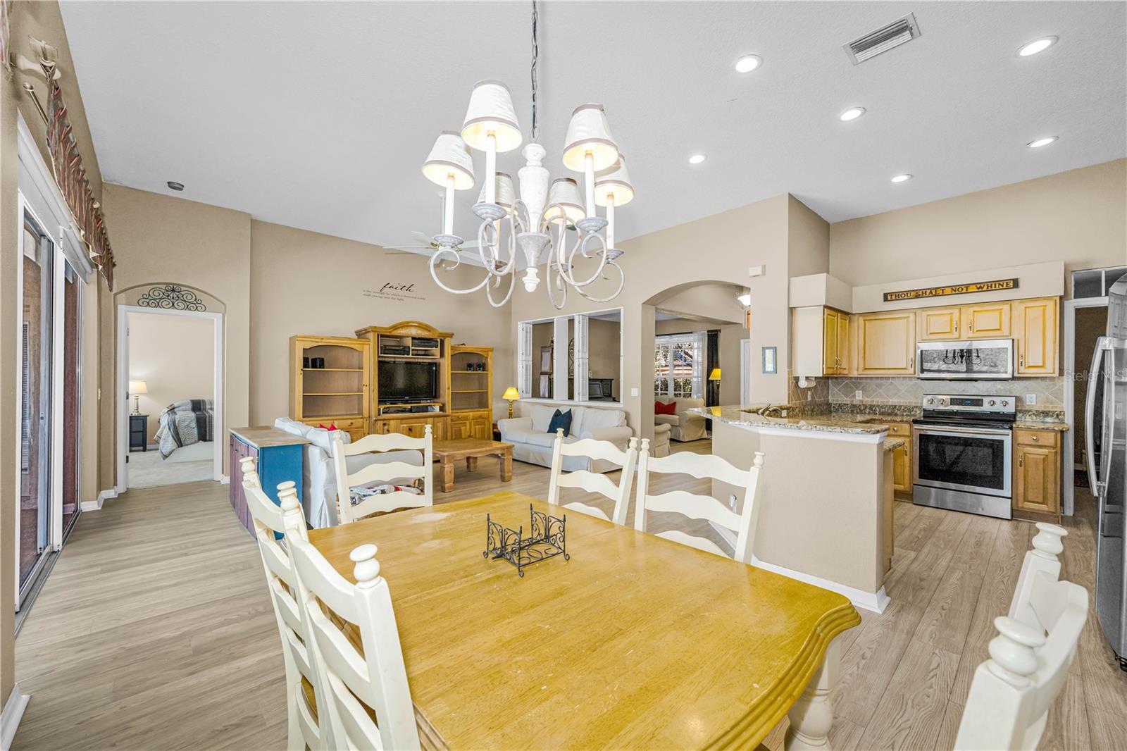 BLOOMINGDALE SEC CC PH - Residential