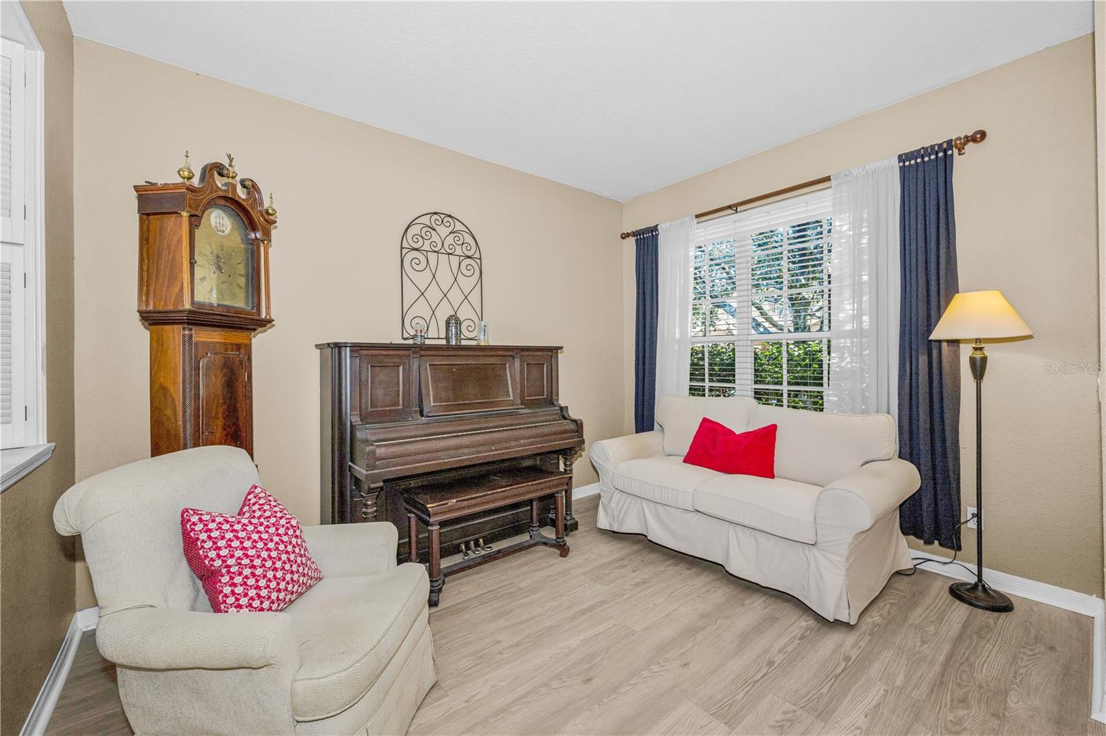 BLOOMINGDALE SEC CC PH - Residential