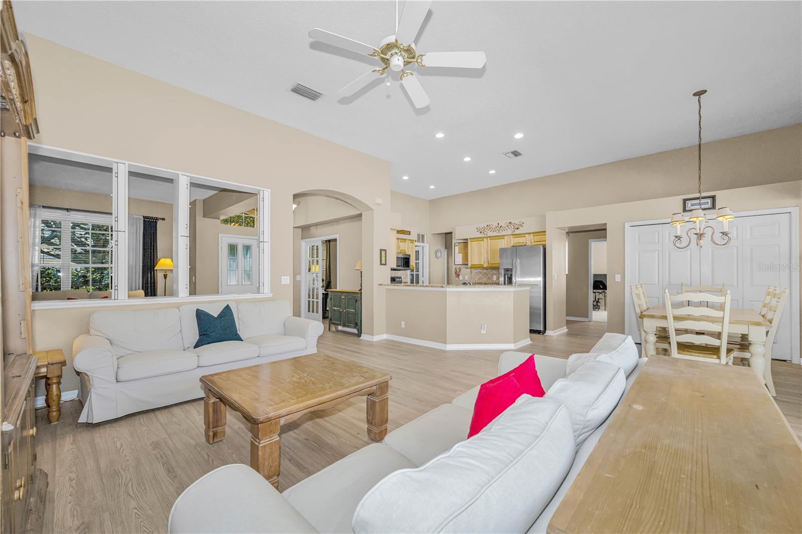 BLOOMINGDALE SEC CC PH - Residential