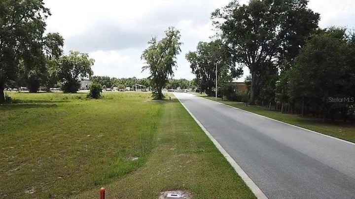 Photo 1 of 7 — 1060 DUCK BOX ROAD, UMATILLA, FL 32784