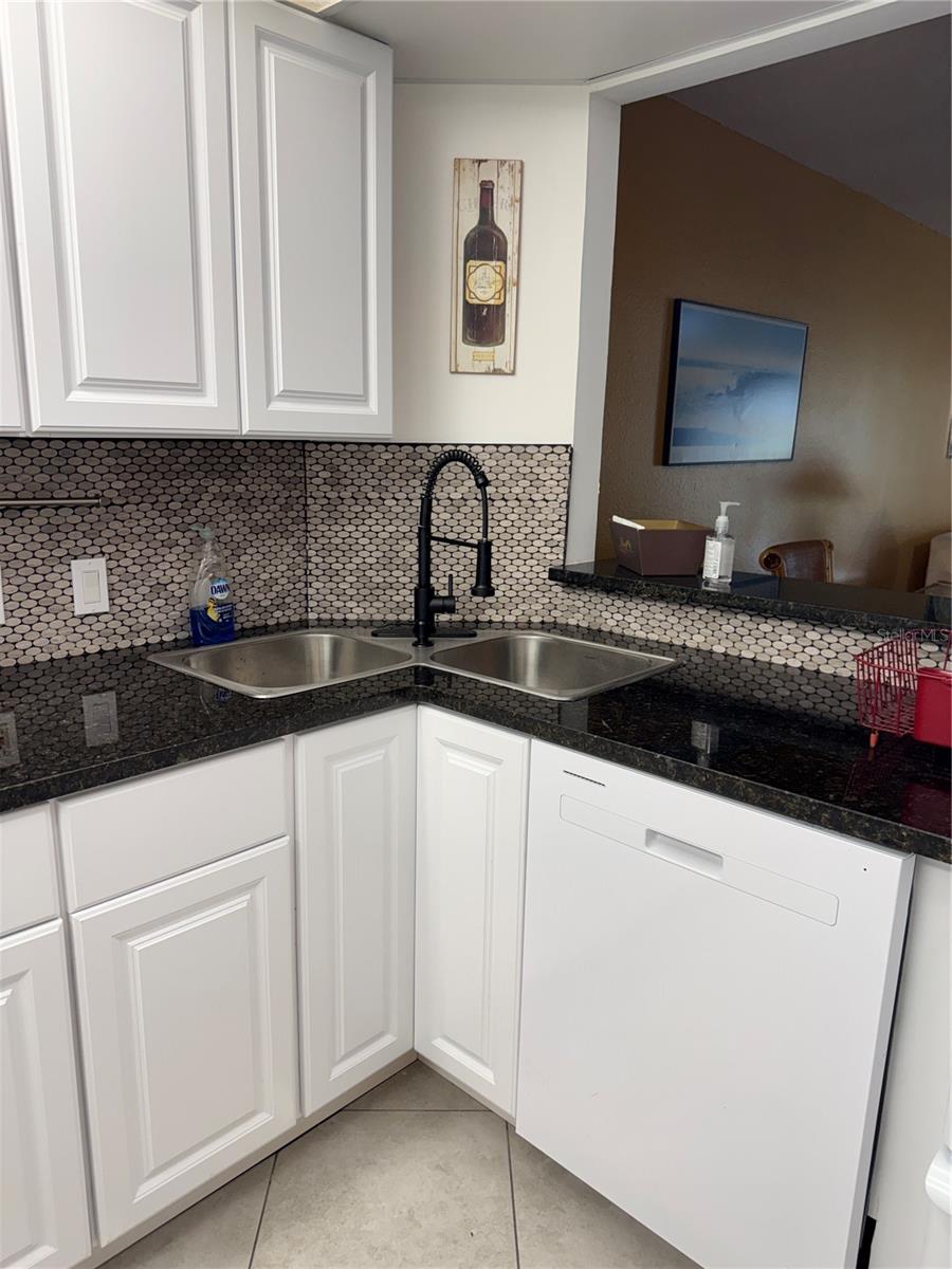 5959 WINKLER ROAD 114