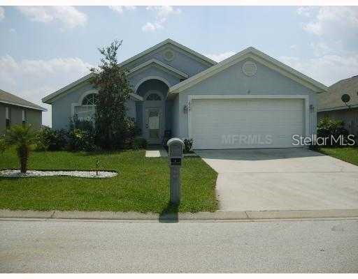 In pristine condition. Ranch style home, high ceilings. Master bath has double sinks and Roman tub. Living room/dining room, great family room and spacious kitchen. Sparkling salt pool. Pool and lawn service included.