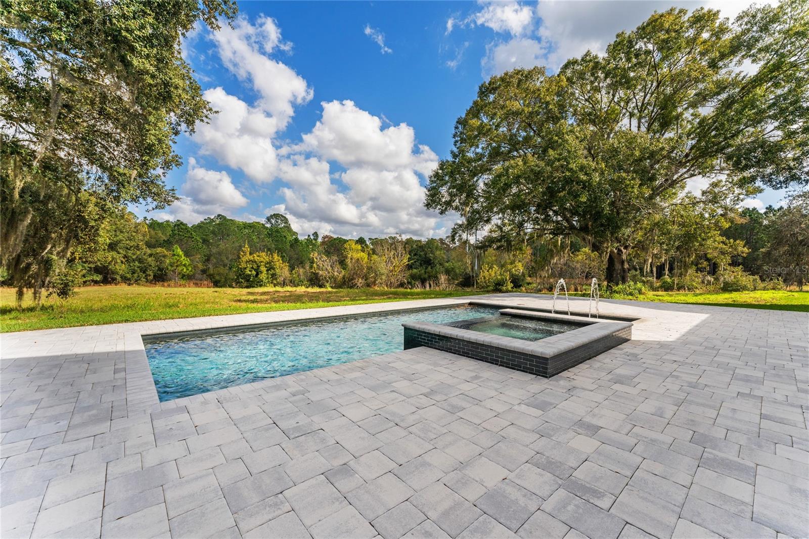 KEYSTONE MEADOW II - Residential